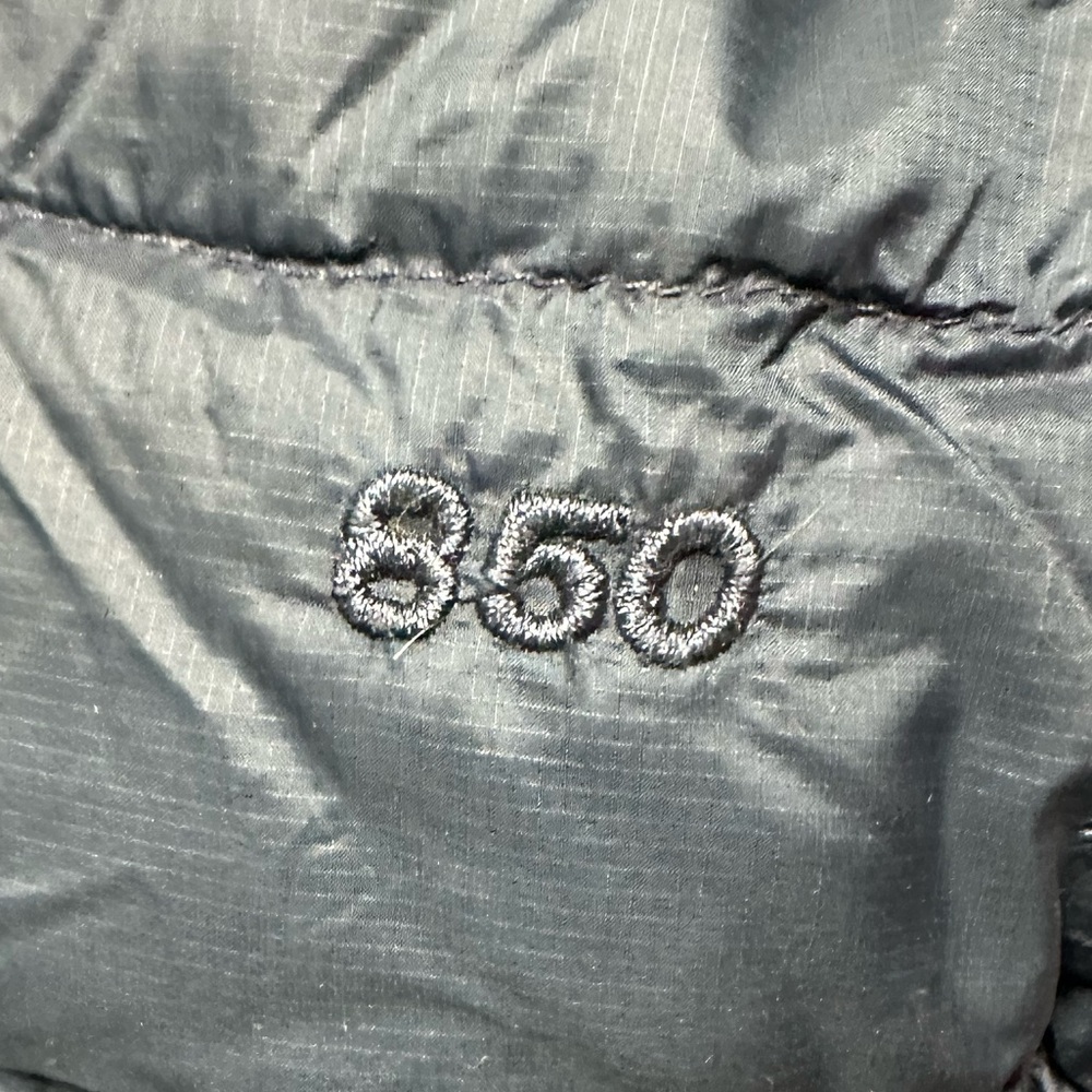 L.L. Bean Womens  Ultralight 850 Down Hooded Coat Jacket Three-Quarter Length XS - Picture 3 of 5